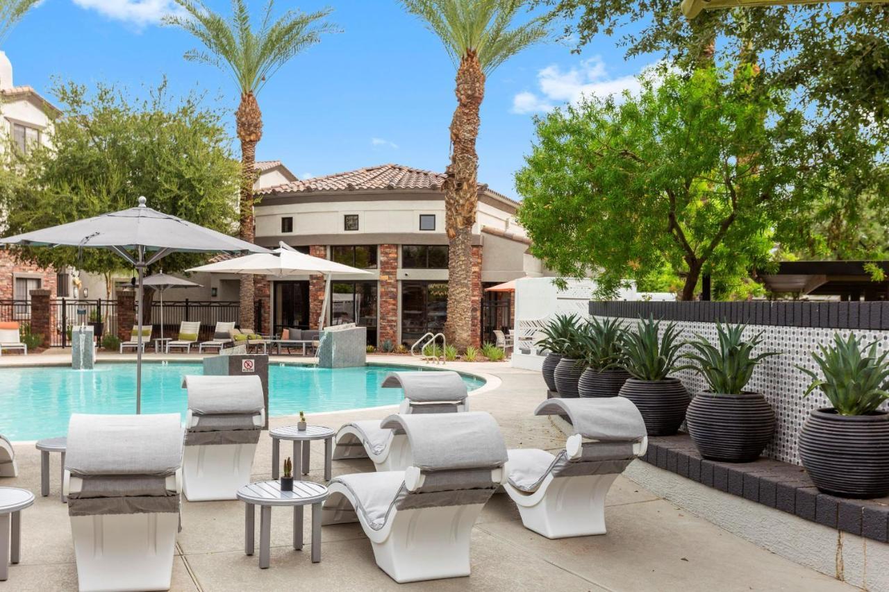 Cozysuites By The Stadium With Pool 05 Apartment